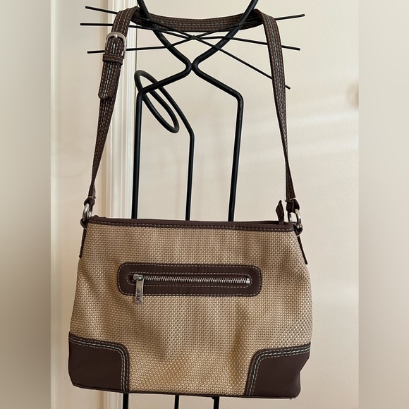 EUC The Sak Woven Tan Shoulder Bag - Picture 3 of 14